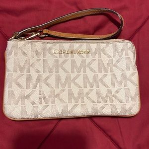 Michael Kors wristlet